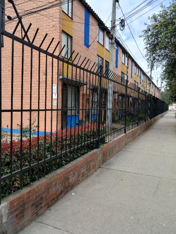 Casa en venta en Britalia, Bogotá · foto 3 de 20