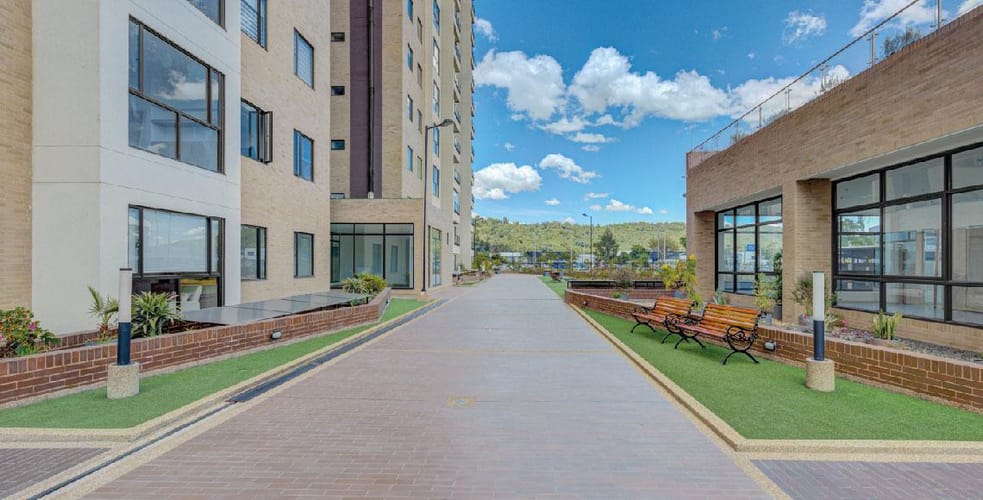 Apartamento en venta en San Jose De Bavaria, Bogotá · foto 2 de 23