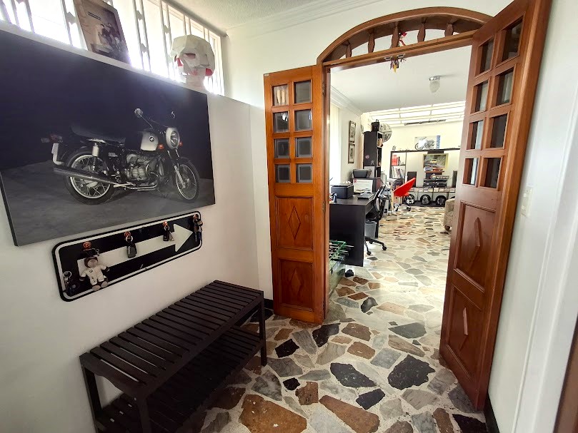 Casa en venta en La Floresta, Bogotá · foto 7 de 24