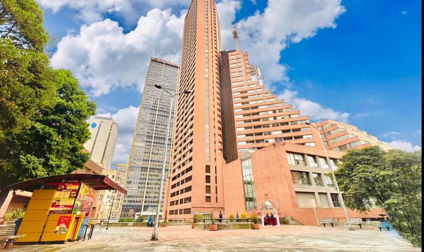 Apartamento de 3 alcobas en venta en Centro Internacional, Bogotá, 134 m² · foto 24 de 24