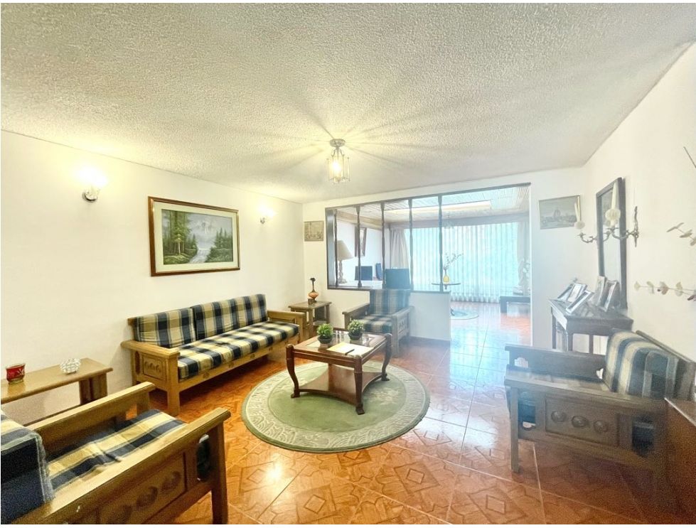 Casa en venta en Lagos De Cordoba, Bogotá · foto 6 de 19