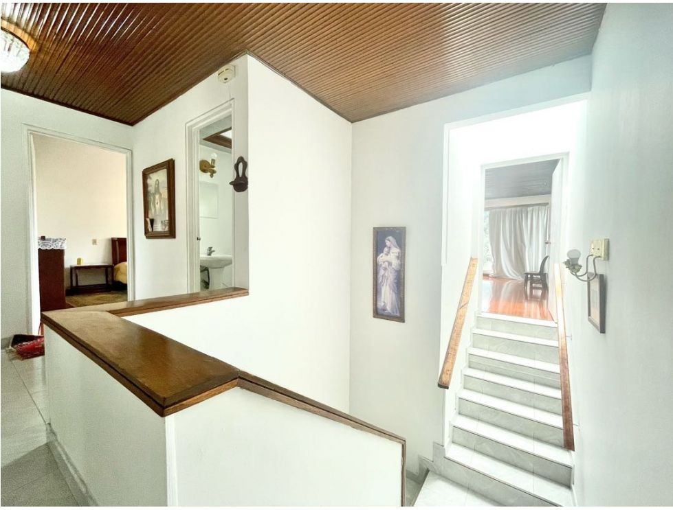 Casa en venta en Lagos De Cordoba, Bogotá · foto 9 de 19
