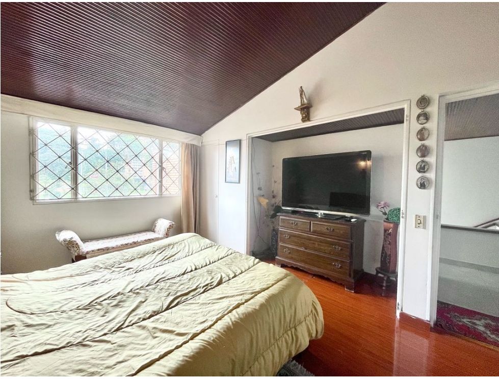 Casa en venta en Lagos De Cordoba, Bogotá · foto 11 de 19