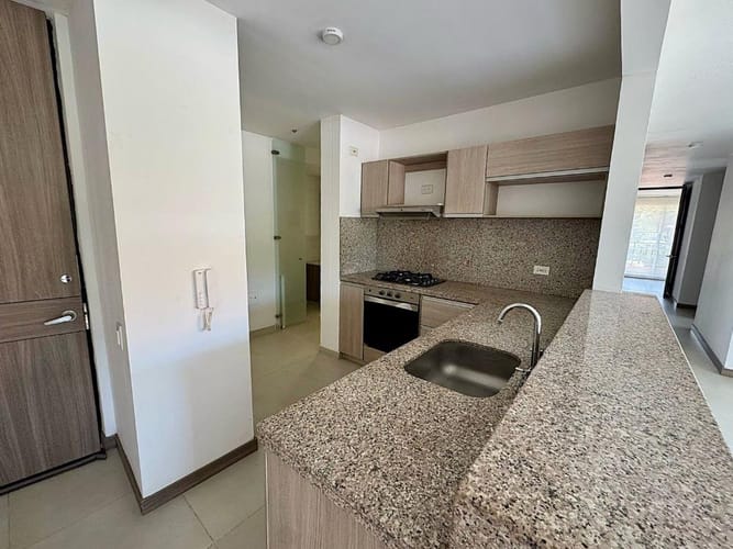 Apartamento de 4 alcobas en venta en Las Palmas, Ricaurte, 96 m² · foto 4 de 24