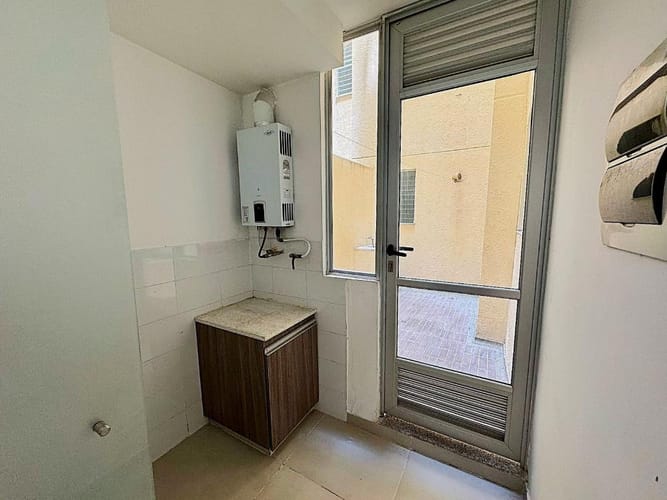 Apartamento de 4 alcobas en venta en Las Palmas, Ricaurte, 96 m² · foto 6 de 24