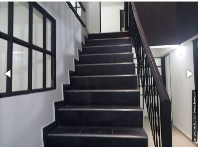 Casa de 6 alcobas en venta en Parque Central Bavaria, Bogotá, 635 m² · foto 6 de 24