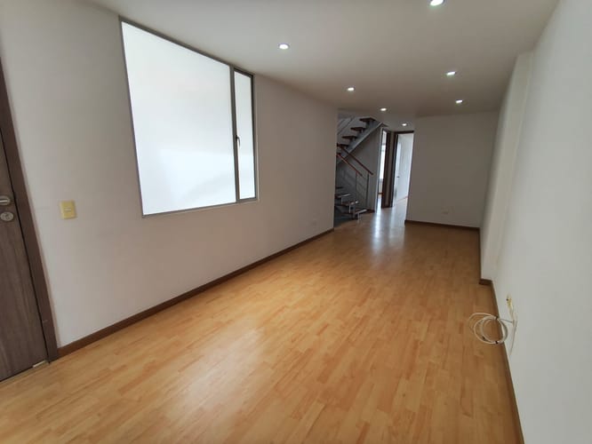 Apartamento de 4 alcobas en venta en Zona Centro, Madrid, 135 m² · foto 2 de 13