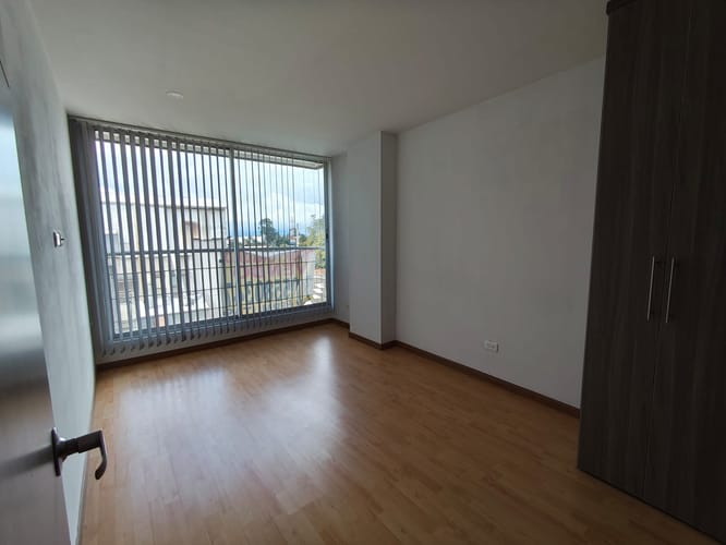 Apartamento de 4 alcobas en venta en Zona Centro, Madrid, 135 m² · foto 4 de 13
