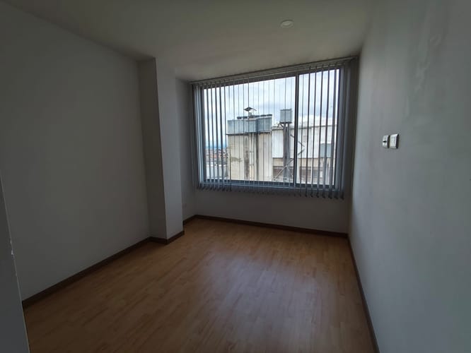 Apartamento de 4 alcobas en venta en Zona Centro, Madrid, 135 m² · foto 7 de 13