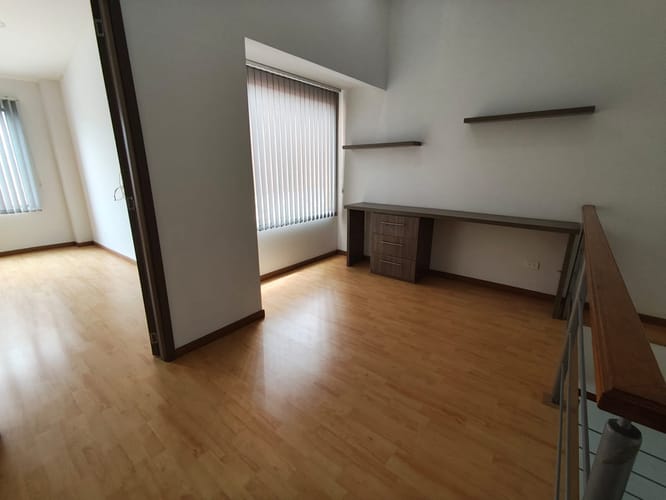 Apartamento de 4 alcobas en venta en Zona Centro, Madrid, 135 m² · foto 9 de 13