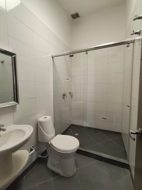 Apartamento de 4 alcobas en venta en Zona Centro, Madrid, 135 m² · foto 13 de 13