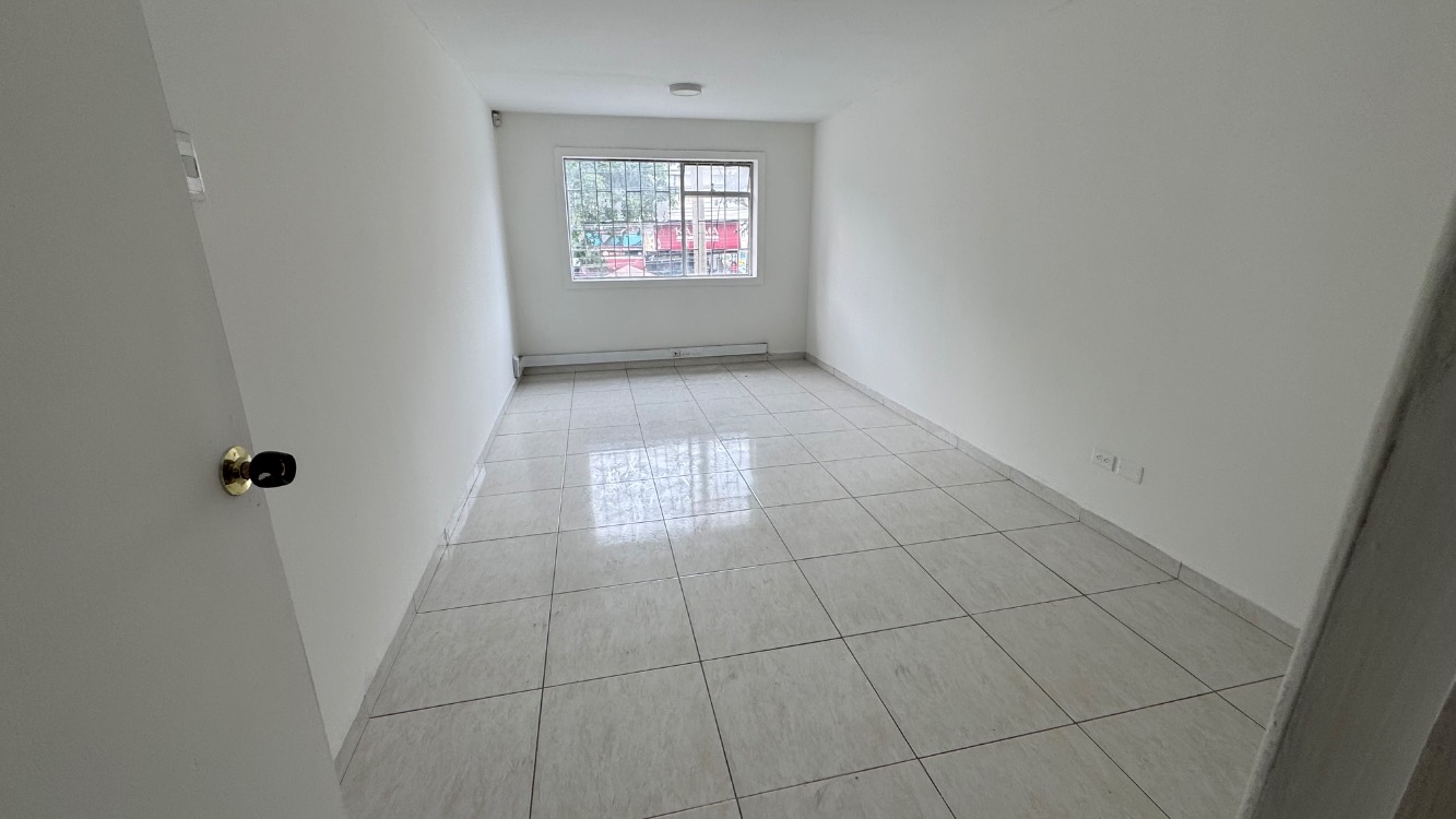 Casa en venta en Barrios Unidos, Bogotá · foto 6 de 12