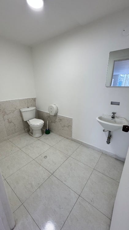 Casa en venta en Barrios Unidos, Bogotá · foto 8 de 12