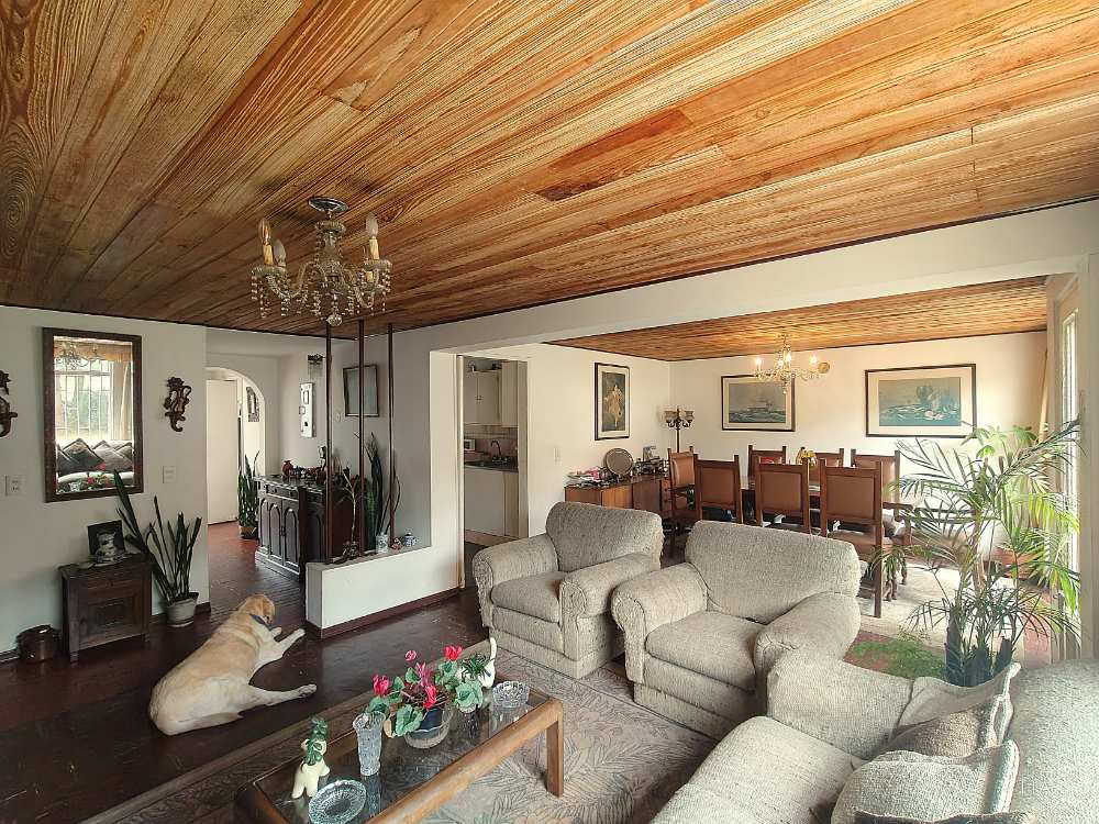 Casa en venta en Engativá, Bogotá · foto 2 de 24