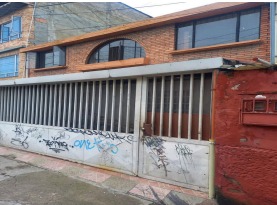 Casa en venta en Kennedy Central, Bogotá · foto 2 de 12