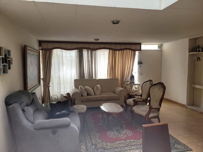 Casa de 4 alcobas en venta en Pasadena, Bogotá, 243 m² · foto 2 de 12