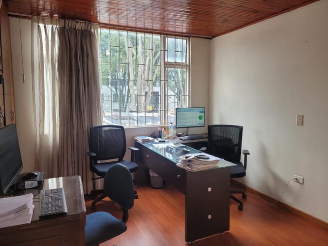 Casa de 4 alcobas en venta en Pasadena, Bogotá, 243 m² · foto 9 de 12