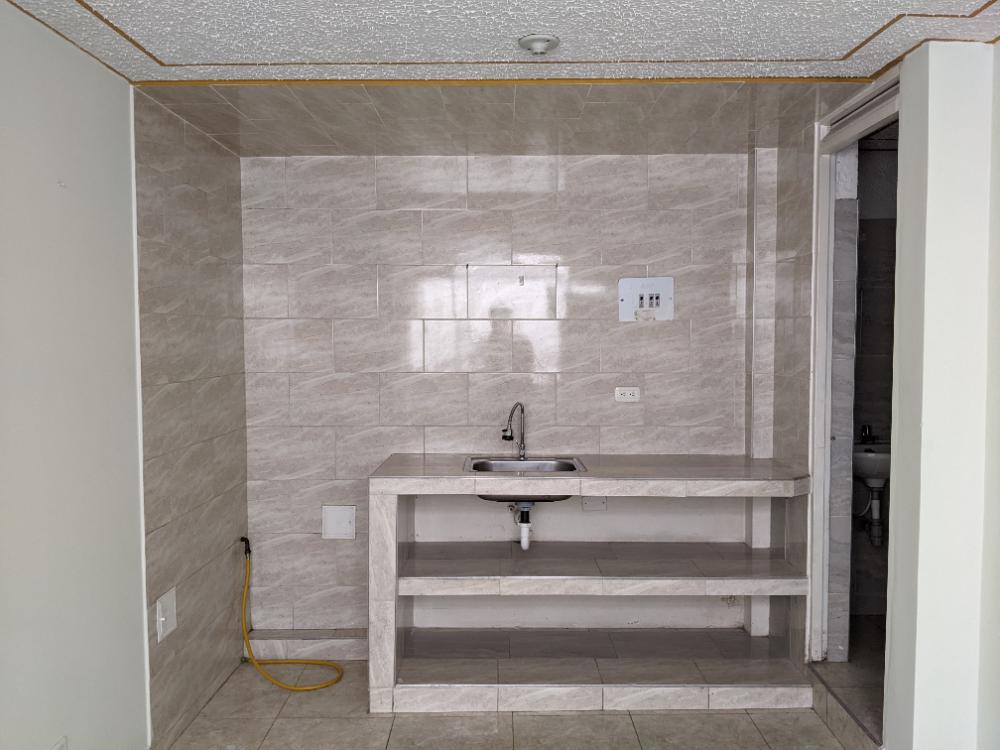 Casa en venta en Bosa La Amistad, Bogotá · foto 4 de 24