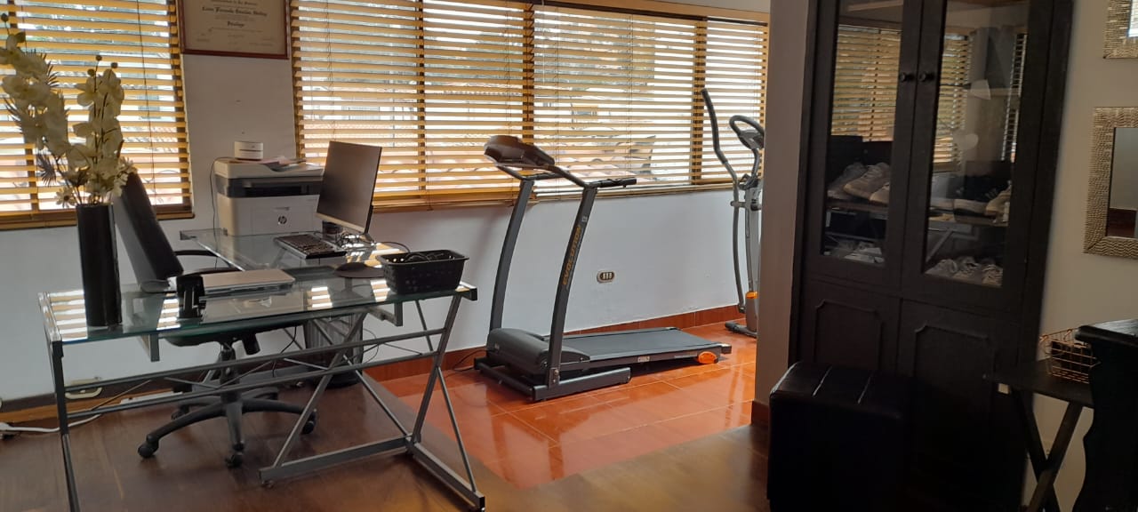 Casa en venta en Alhambra, Bogotá · foto 4 de 24