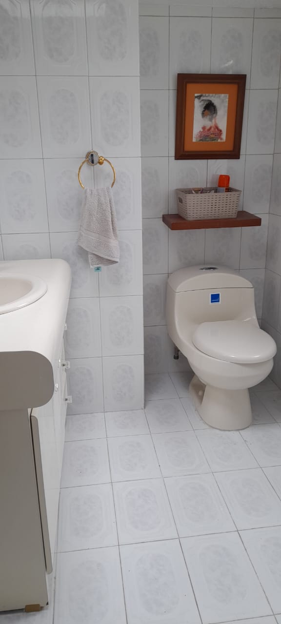 Casa en venta en Alhambra, Bogotá · foto 5 de 24