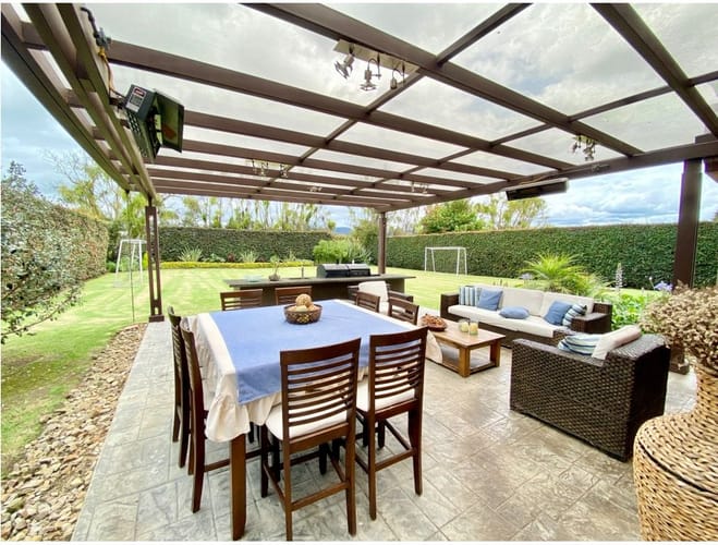 Casa de 5 alcobas en venta en Samaria, Chía, 554 m² · foto 3 de 24