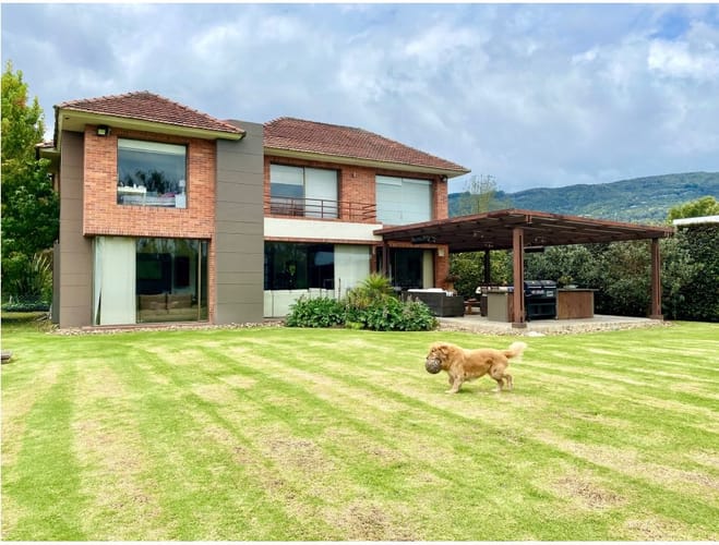 Casa de 5 alcobas en venta en Samaria, Chía, 554 m² · foto 5 de 24