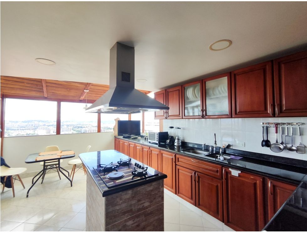 Casa en venta en Cedritos, Bogotá · foto 4 de 22