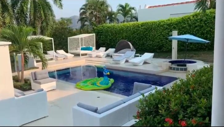 Casa de 4 alcobas en venta en El Portal, Ricaurte, 380 m² · foto 10 de 21