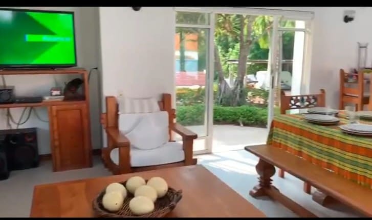 Casa de 4 alcobas en venta en El Portal, Ricaurte, 380 m² · foto 15 de 21
