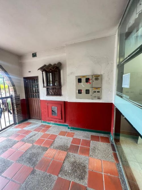 Casa de 6 alcobas en venta en Santa Fe, Bogotá, 400 m² · foto 11 de 15