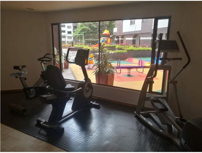 Apartamento de 4 alcobas en venta en Santa Barbara, Bogotá, 257 m² · foto 14 de 14
