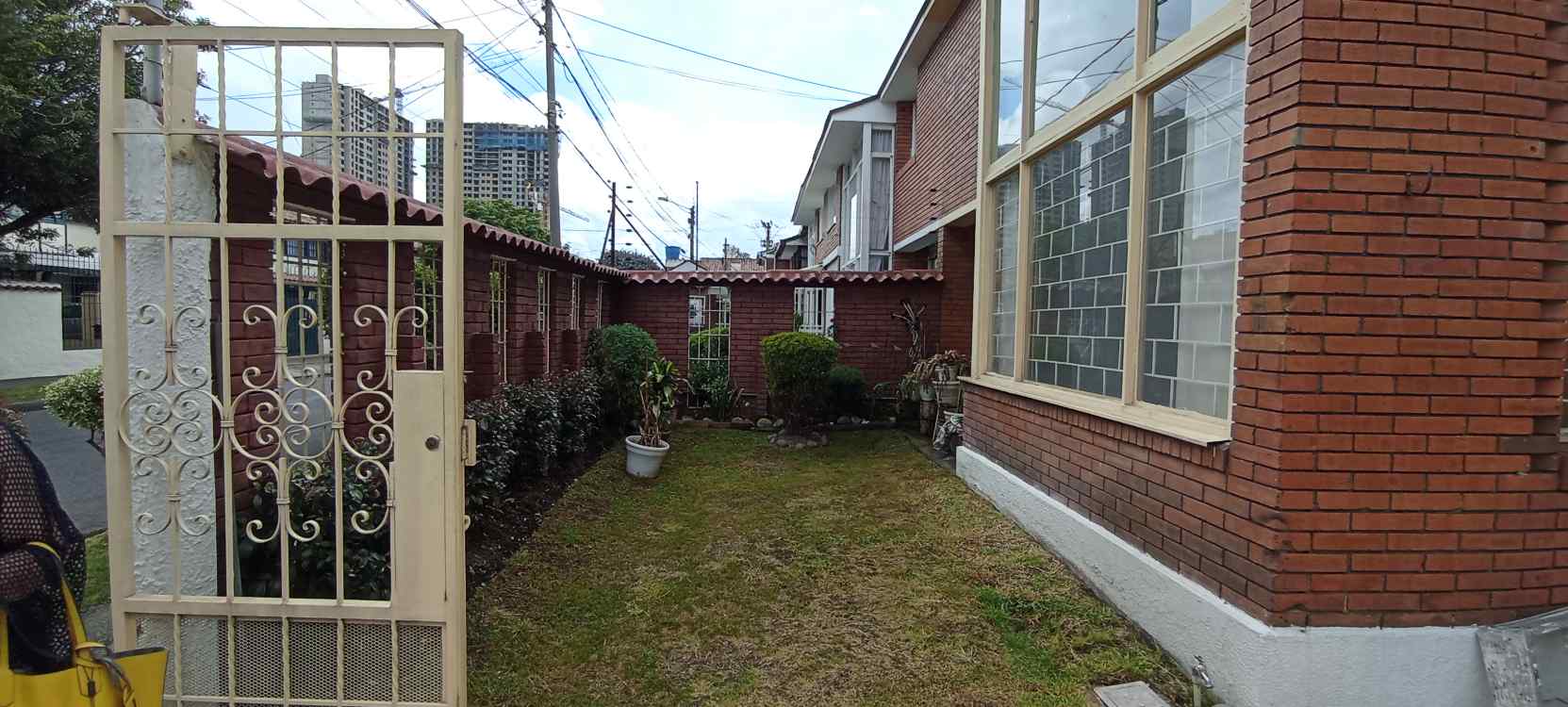 Casa en venta en La Floresta, Bogotá · foto 8 de 24