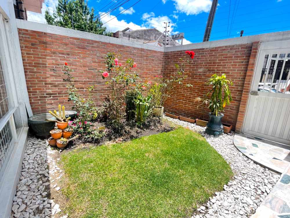 Casa en venta en Barrios Unidos, Bogotá · foto 3 de 24