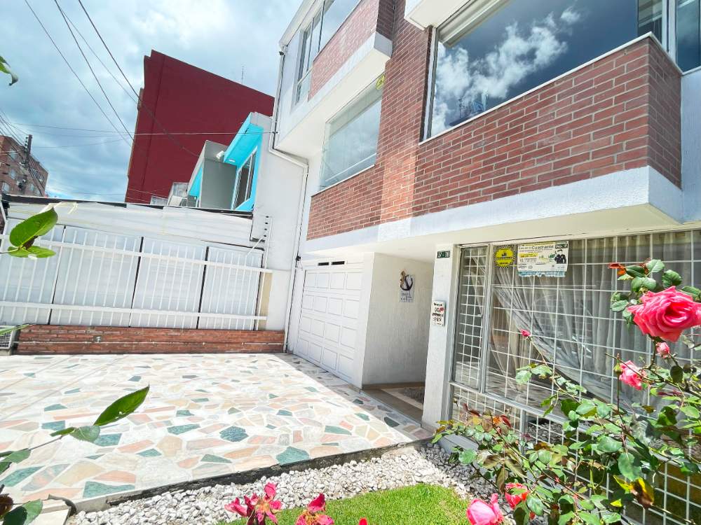 Casa en venta en Barrios Unidos, Bogotá · foto 4 de 24