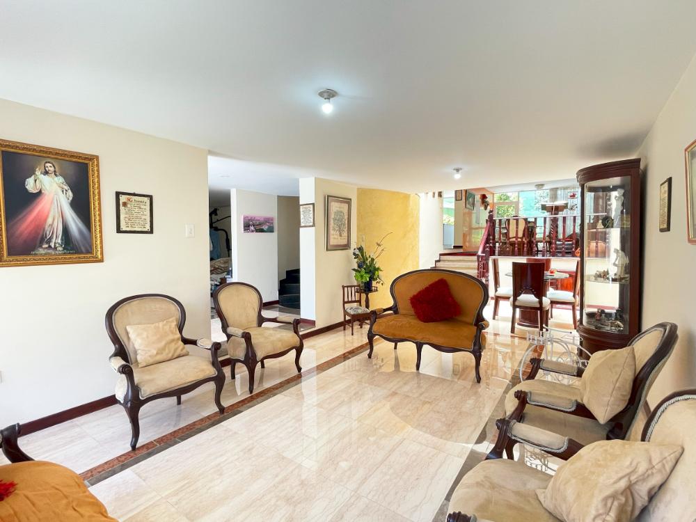 Casa en venta en Barrios Unidos, Bogotá · foto 6 de 24