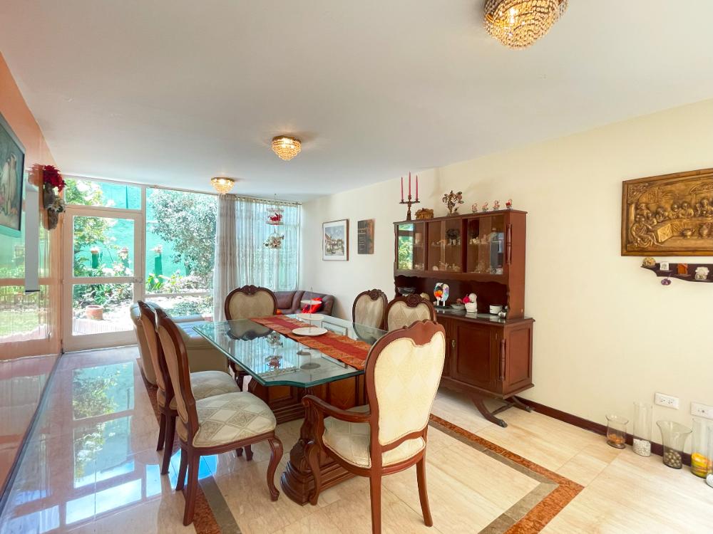 Casa en venta en Barrios Unidos, Bogotá · foto 8 de 24