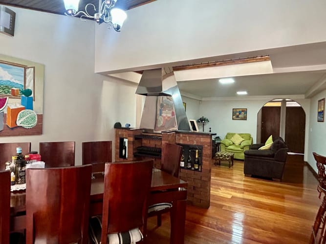 Casa en venta en Nicolas De Federman, Bogotá · foto 2 de 24