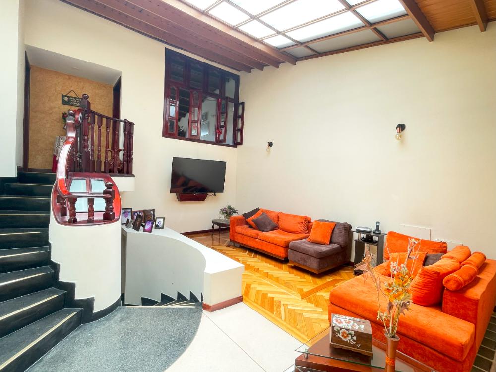 Casa en venta en Barrios Unidos, Bogotá · foto 18 de 24