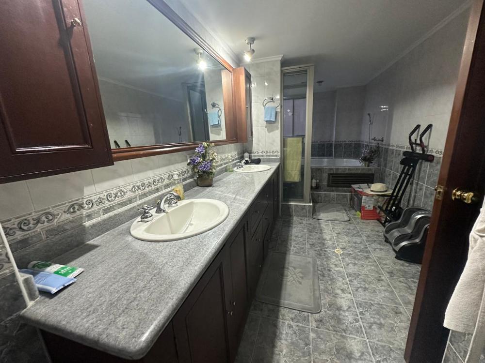 Apartamento en venta en Ciudad Salitre, Bogotá · foto 9 de 13