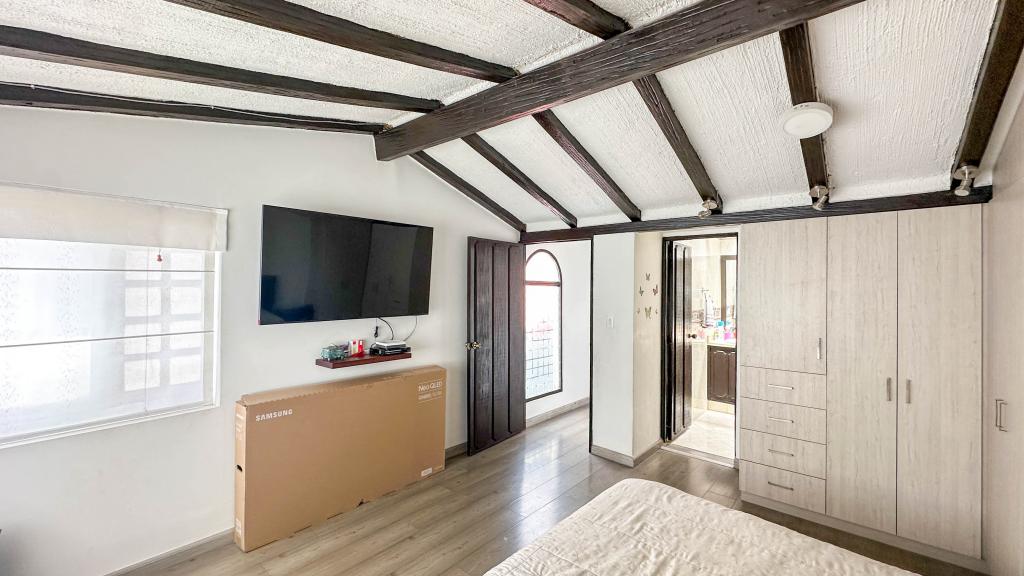 Casa en venta en Alhambra, Bogotá · foto 8 de 15