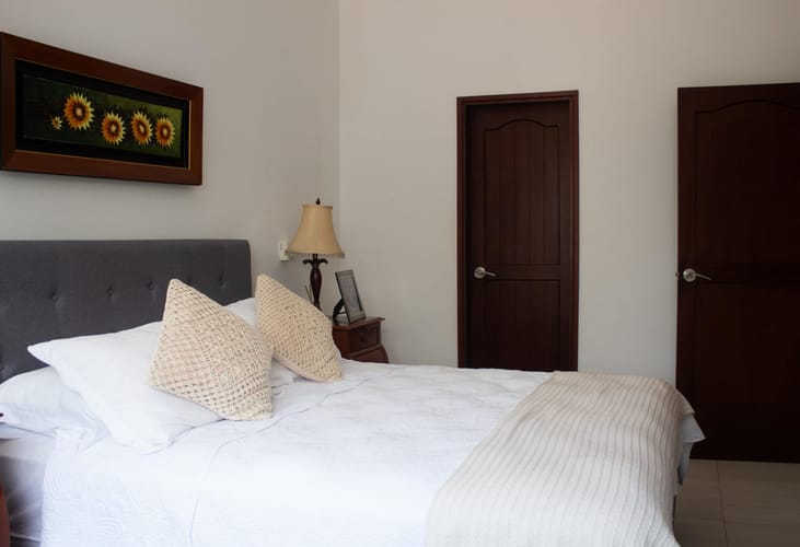 Casa de 4 alcobas en venta en Girardot, Girardot, 350 m² · foto 9 de 24