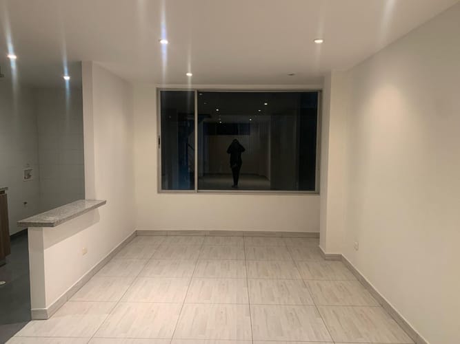 Apartamento de 2 alcobas en venta en Zona Centro, Madrid, 100 m² · foto 2 de 15
