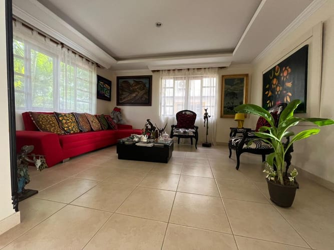Casa de 4 alcobas en venta en Casa Blanca, Neiva, 199 m² · foto 2 de 20