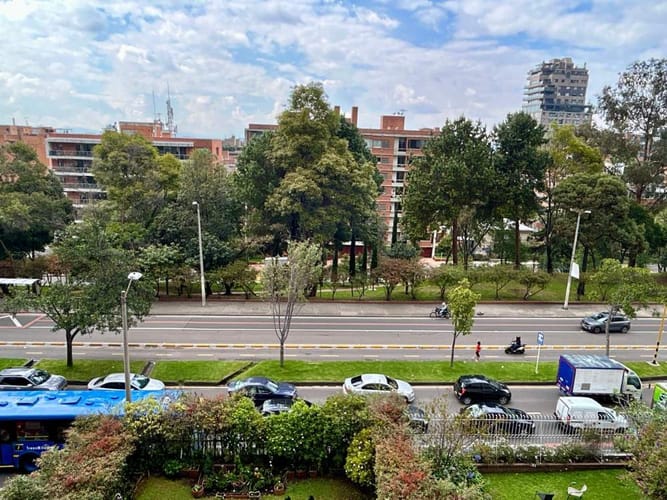Apartamento de 3 alcobas en venta en Chico, Bogotá, 247 m² · foto 6 de 19