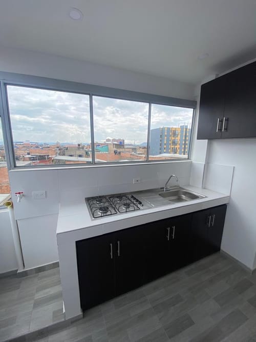 Casa de 6 alcobas en venta en Bosa Brasil, Bogotá, 360 m² · foto 5 de 12