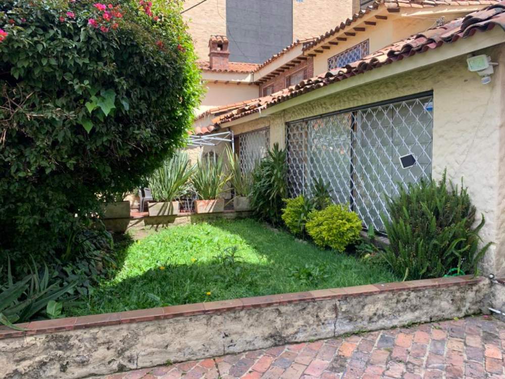 Casa en venta en El Contador, Bogotá · foto 4 de 24