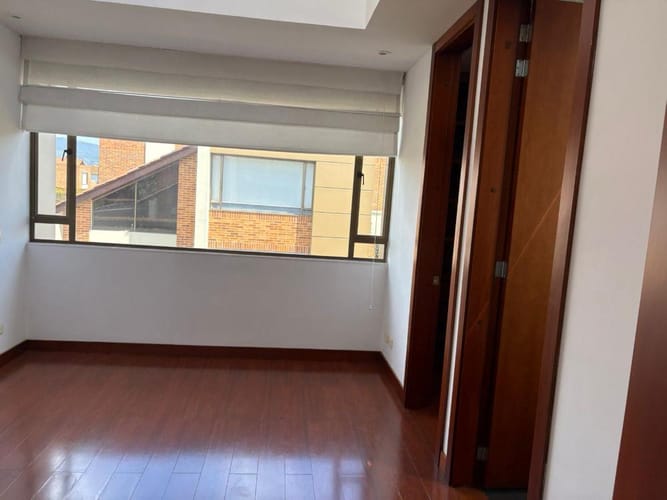 Casa de 4 alcobas en venta en Santa Ana Sur, Bogotá, 310 m² · foto 19 de 24