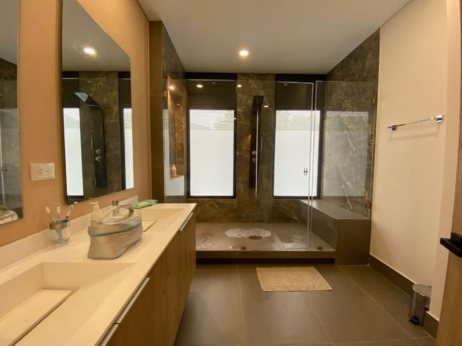 Casa de 4 alcobas en venta en Canadas Potreritos, Ibagué, 520 m² · foto 7 de 11