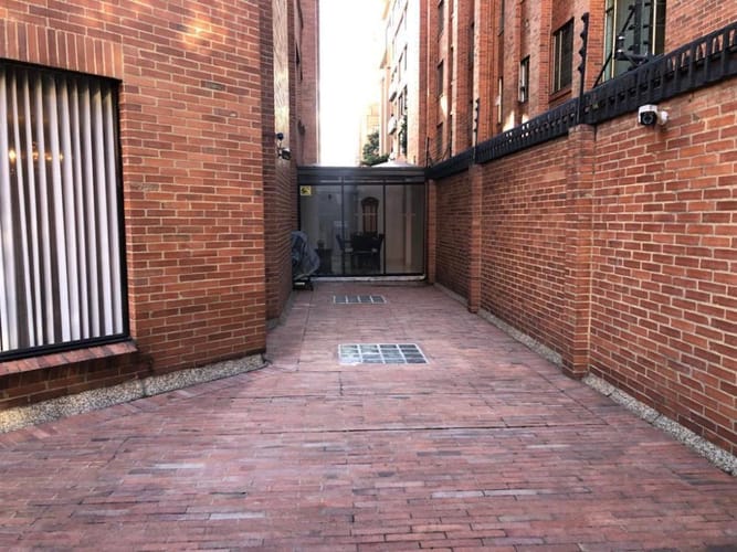 Apartamento de 5 alcobas en venta en La Carolina, Bogotá, 250 m² · foto 21 de 24
