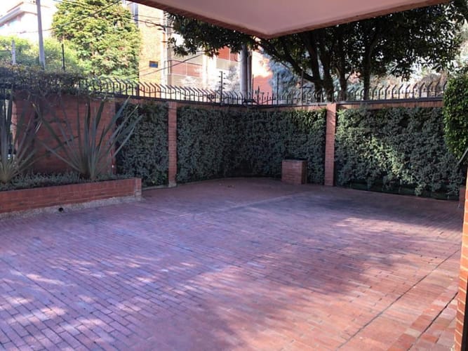 Apartamento de 5 alcobas en venta en La Carolina, Bogotá, 250 m² · foto 23 de 24